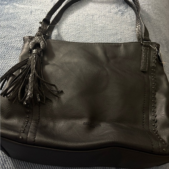 Label/ Heidi - Picture 2 of 2